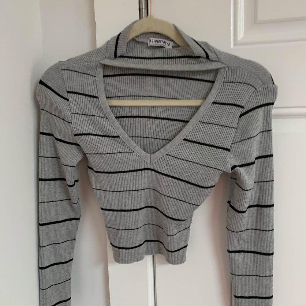 Fashionova cropped long sleeve top🥳